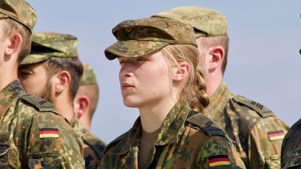 Wehrdienst-Lotto | Von Uwe Froschauer Beitragsbild