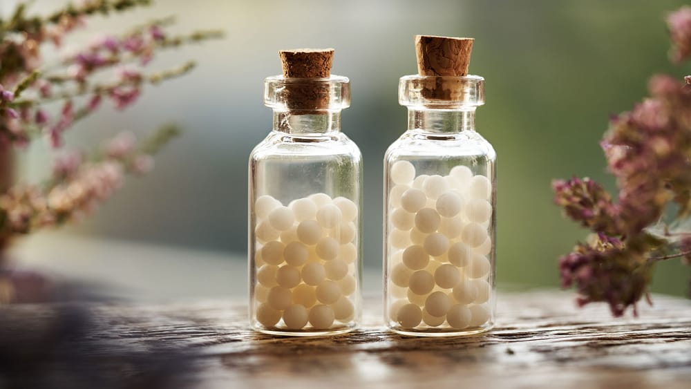 Krankenkassen sollen Homöopathie canceln | Von Paul Clemente Beitragsbild