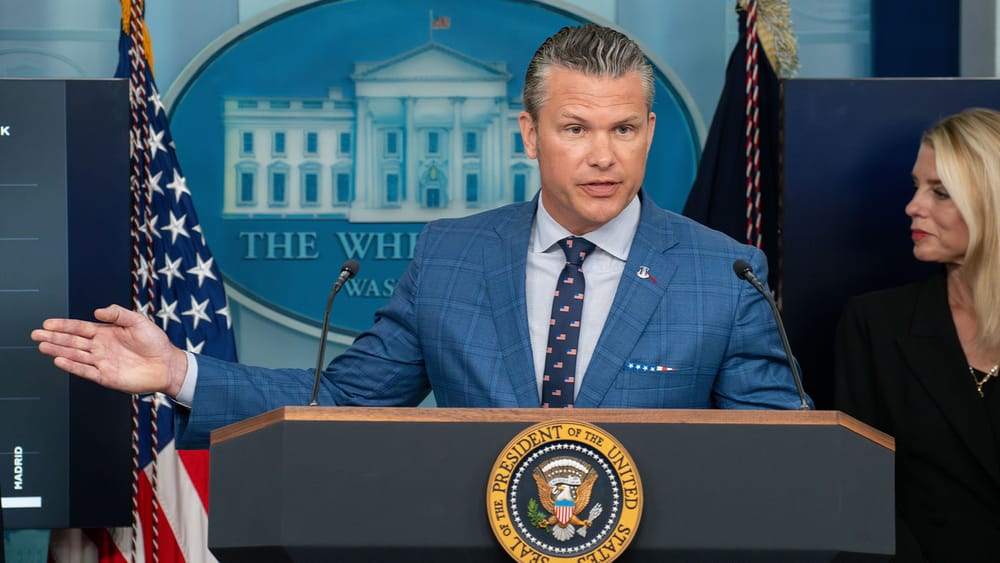US-Verteidigungsminister Pete Hegseth bleibt Nato-Treffen fern Beitragsbild