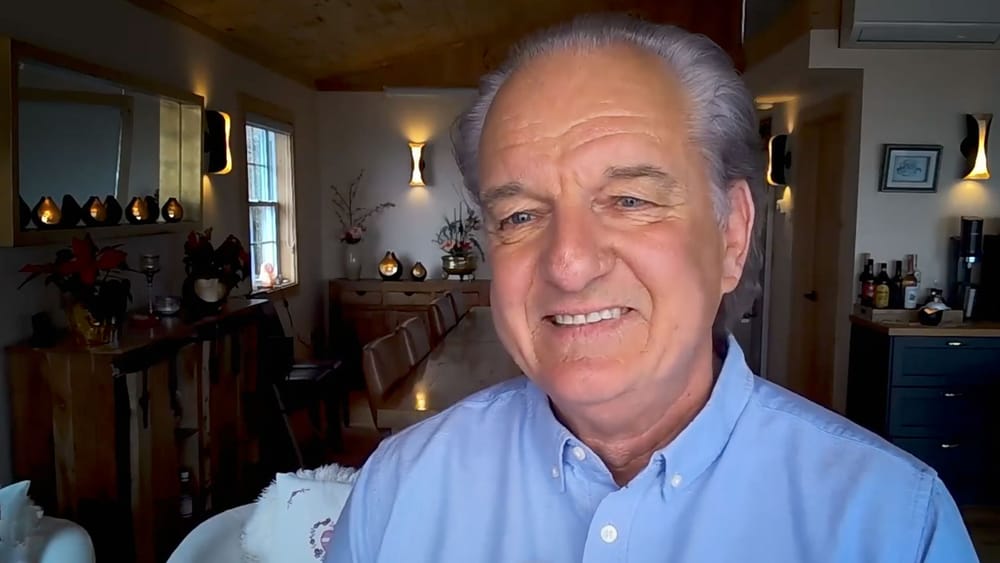 Im Gespräch: Andreas Popp | Vom Auswandern und der göttlichen Schöpferkraft Beitragsbild