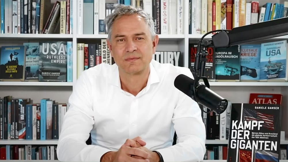 Spotlight: Dr. Daniele Ganser | Deutschland kann in den Ukraine-Krieg hineingezogen werden! Beitragsbild