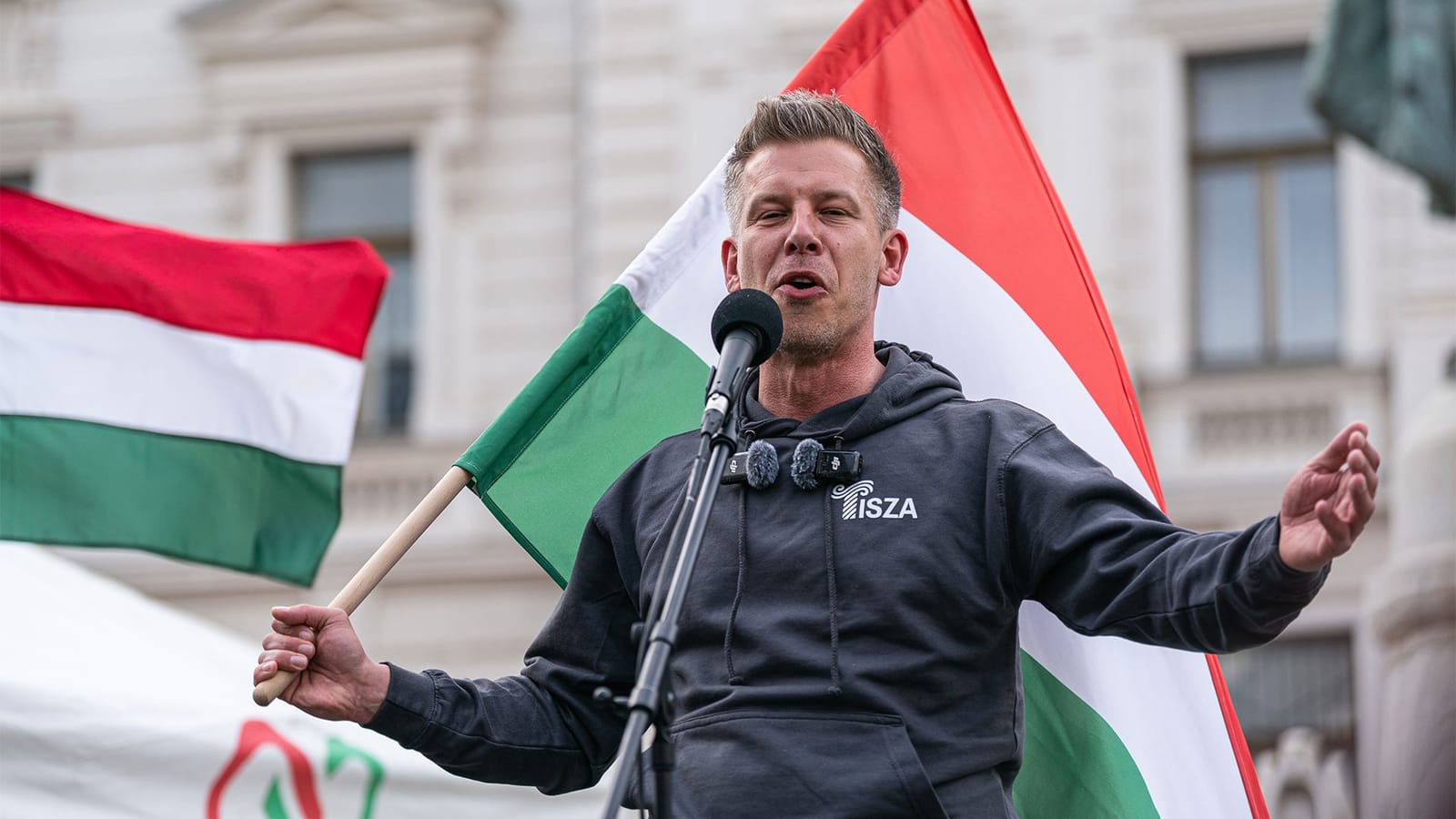 Ungarns Parlamentswahl: TISZA siegt klar gegen Orbán