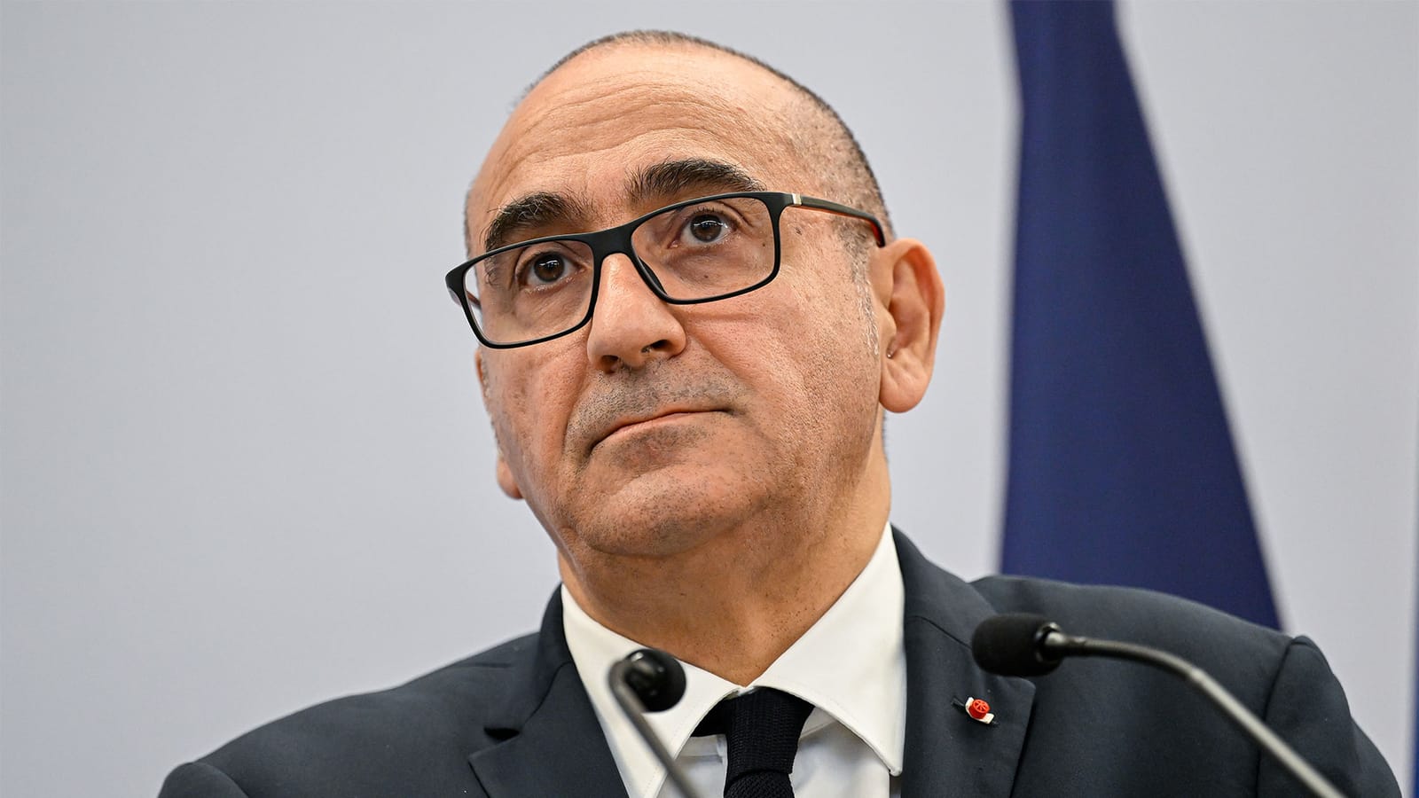 Ausschreitungen in Frankreich: Macron lehnt Rücktritt von Innenminister Nuñez ab