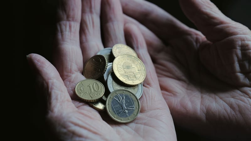 Deutschland zockt seine Bürger ab! | Von Janine Beicht Beitragsbild